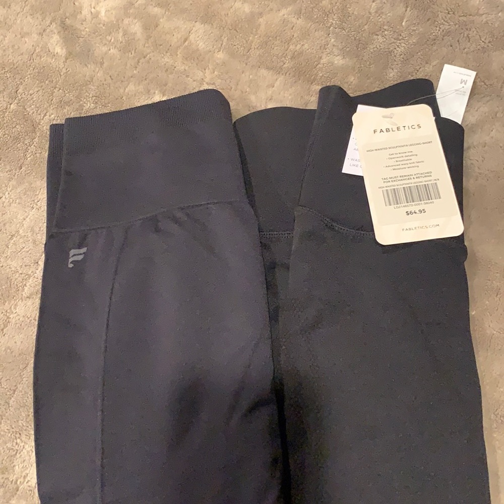 2 Fablectics Leggings